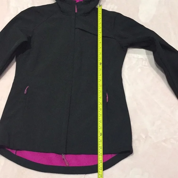 New Balance light jacket - Picture 8 of 14